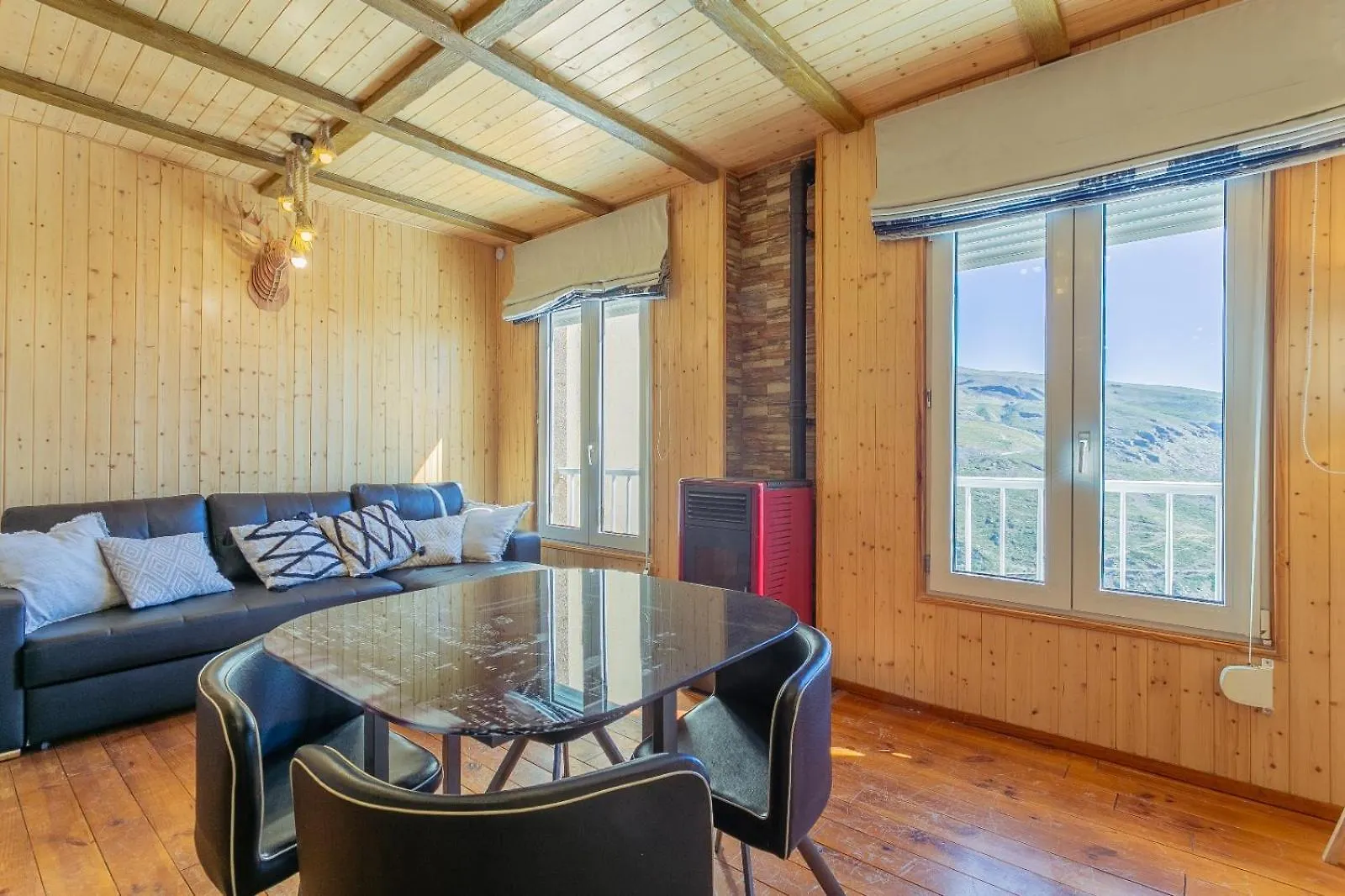 Sierra Nevada Apartamento De Madera Muy Calido Con Buenas Vistas Y Wifi Appartement